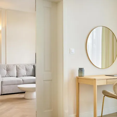 アパート Wood Apartamenty Trojmiejskie グダニスク